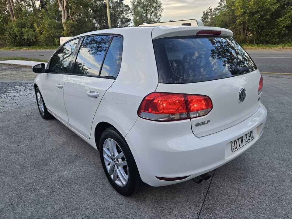 2010 Volkswagen golf 2.0lt tsi automatic hatch easy second chance finance4.jpg